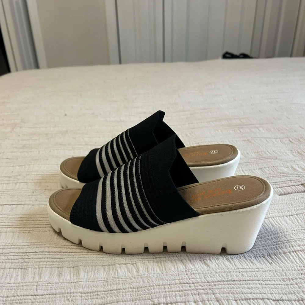 Bernie Mev. Venti Wedge Sandals Sz 37 - Picture 8 of 8